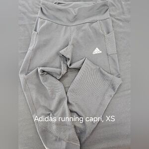 XS Adidas running capris